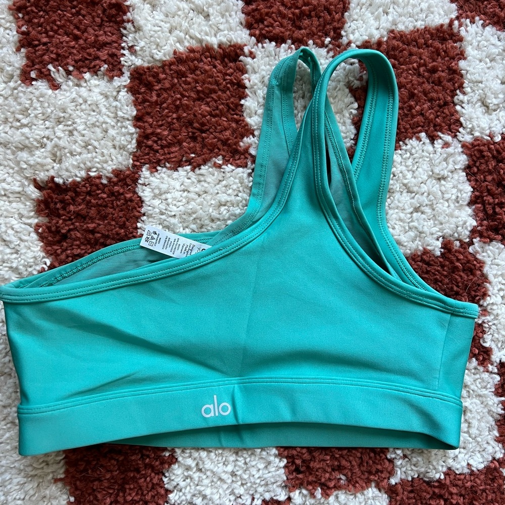 Alo sports bra